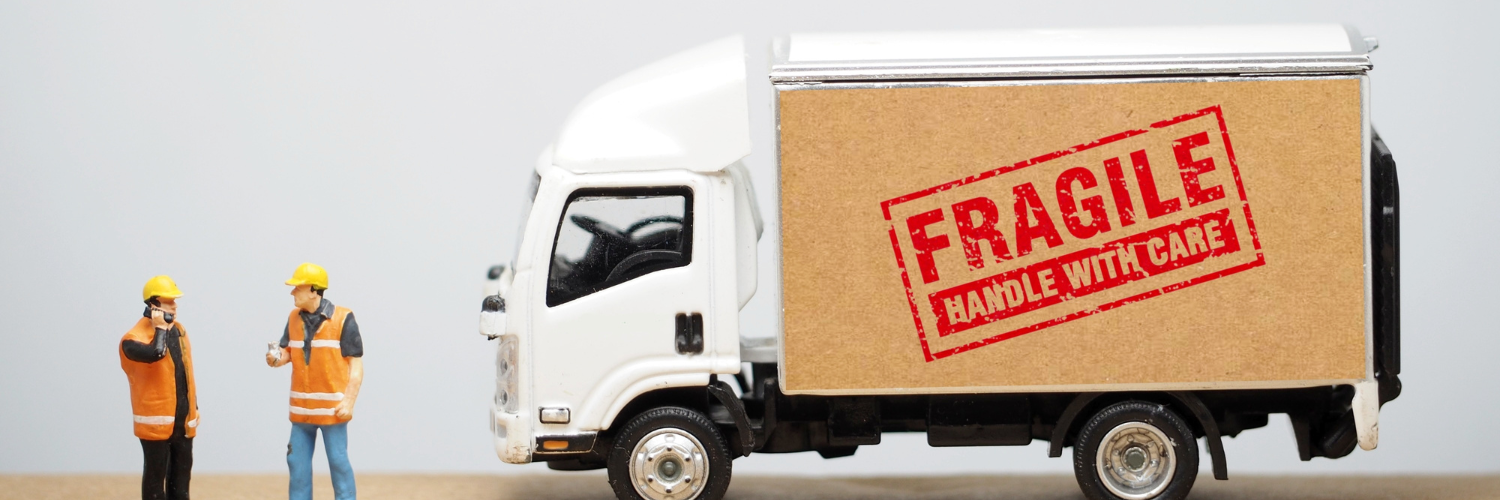 Web Banner Lorry Fragile