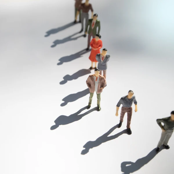 Website Thumbnail Queue Of Miniture People