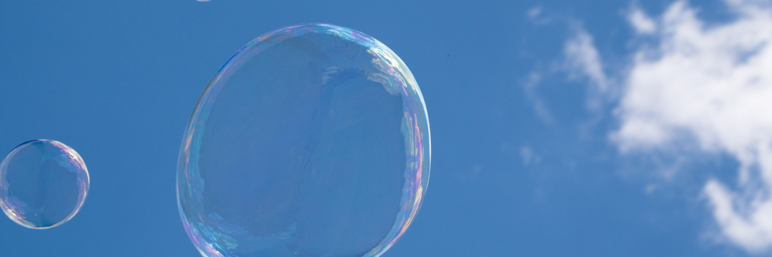 Bubbles Floating Banner Website (1) (1)